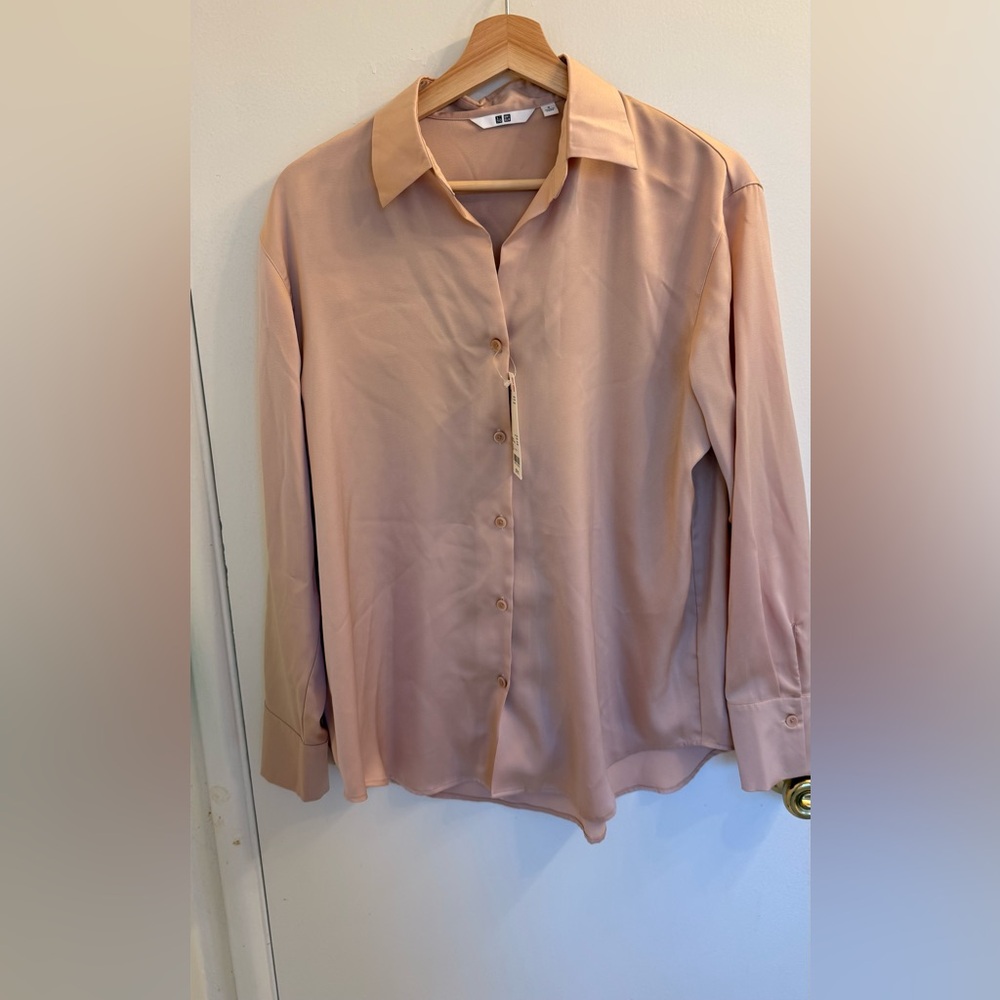nwt uniqlo sateen long sleeve blouse